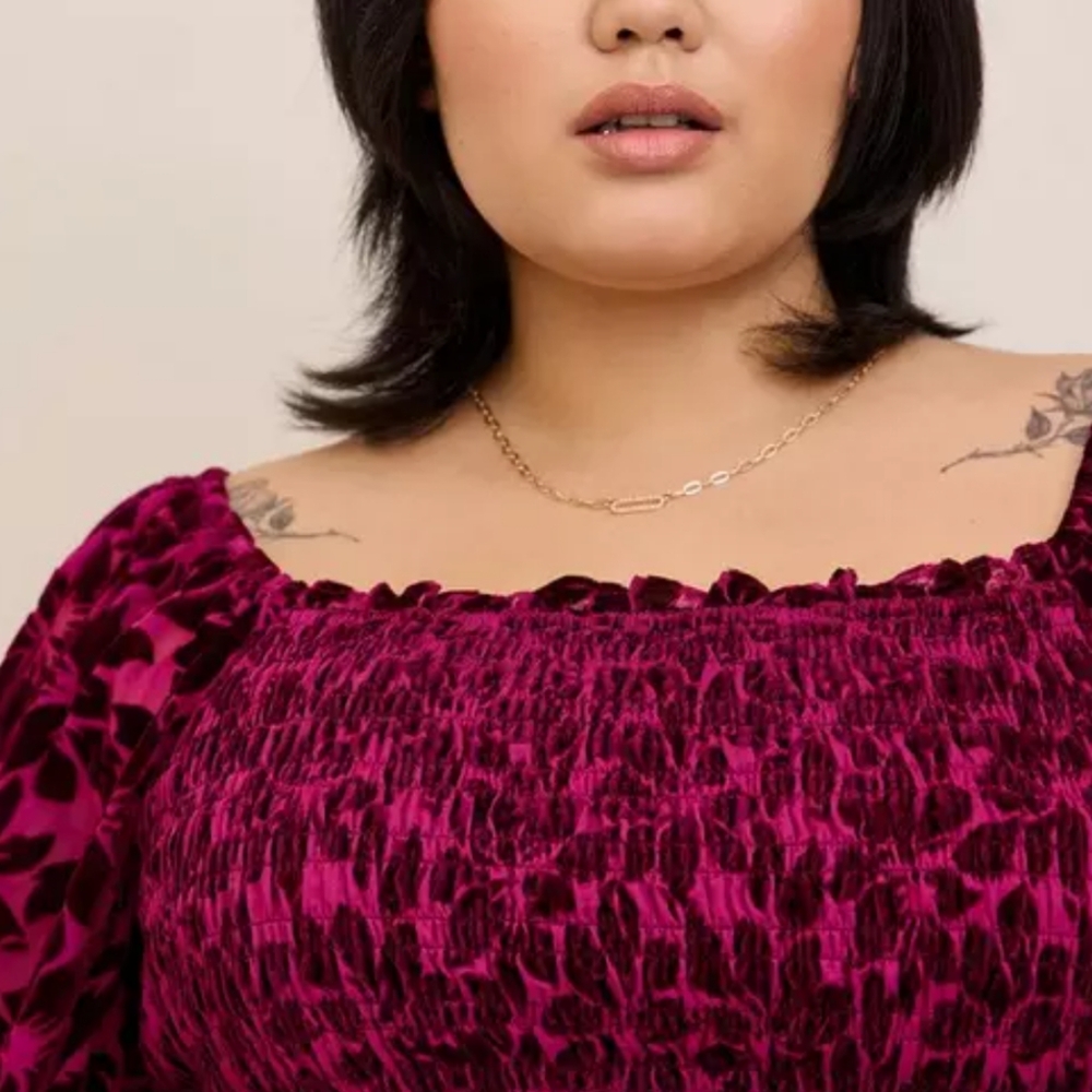 NWT Torrid Velvet Smocked Blouson Sleeve Crop Top Size 3X - Picture 3 of 10
